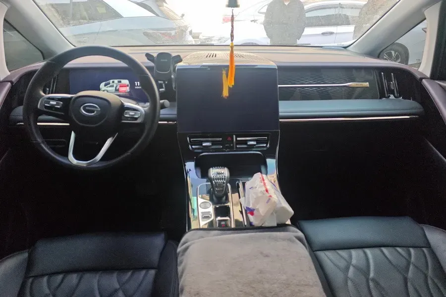 2024 GAC Trumpchi M8 2.0T 252HP L4 8AT,autocango,china used car exporter,china ev exporter,chinese used car exporter,chinese used ev exporter