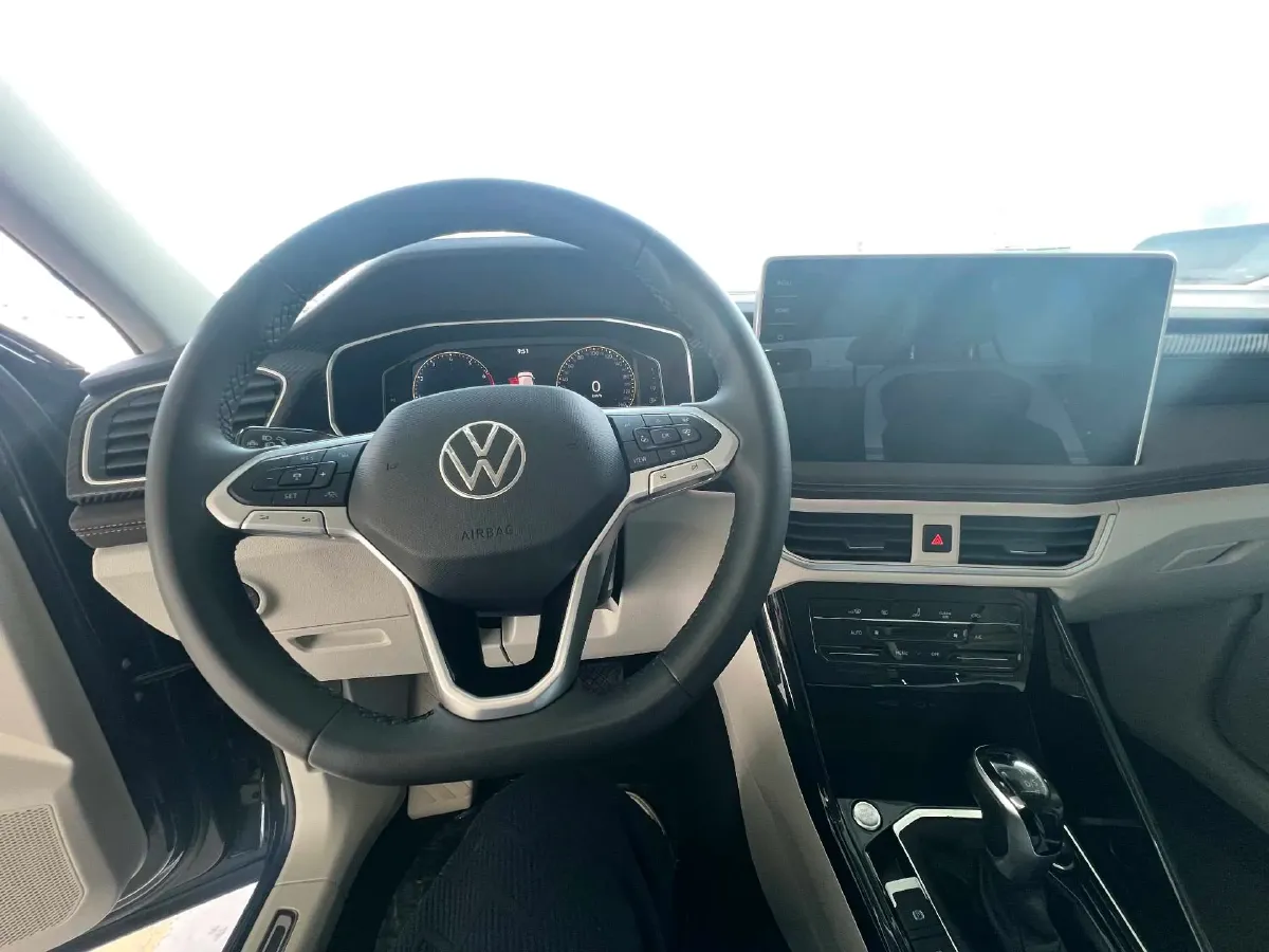 2023 Volkswagen Tayron 1.4T 150HP L4 7DCT,autocango,china used car exporter,china ev exporter,chinese used car exporter,chinese used ev exporter