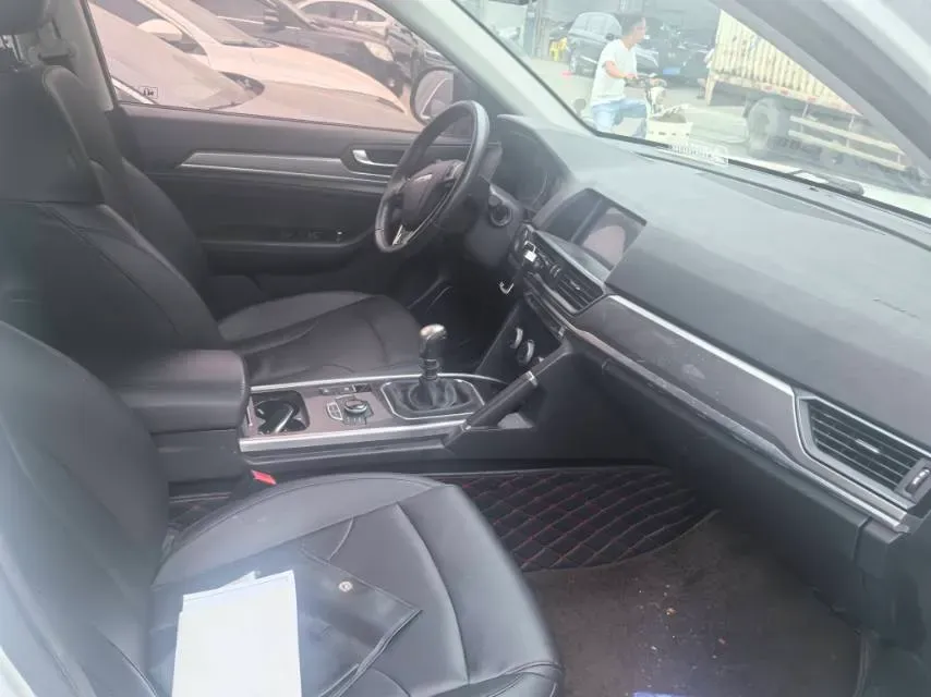 2018 Haval H6 1.5T 150HP L4 6MT,autocango,china used car exporter,china ev exporter,chinese used car exporter,chinese used ev exporter