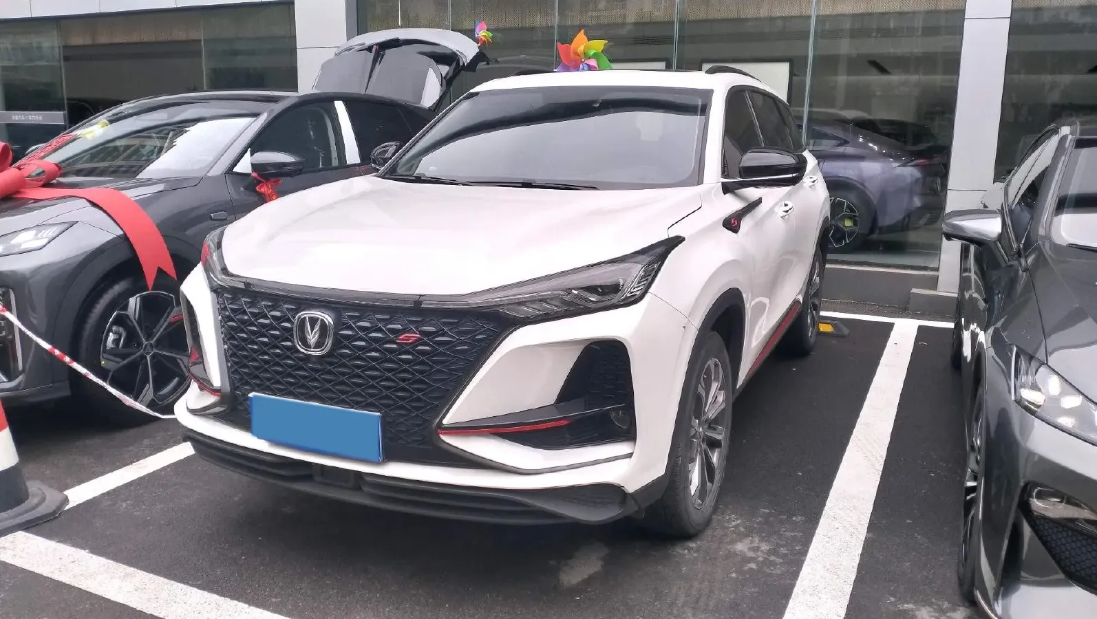 2022 ChangAn CS75 Plus 2.0T 233HP L4 8AT,autocango,china used car exporter,china ev exporter,chinese used car exporter,chinese used ev exporter