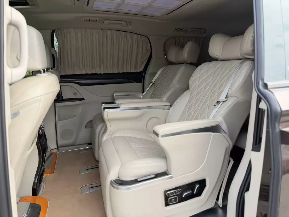 2021 Buick GL8 2.0T 237HP L4 9AT,autocango,china used car exporter,china ev exporter,chinese used car exporter,chinese used ev exporter