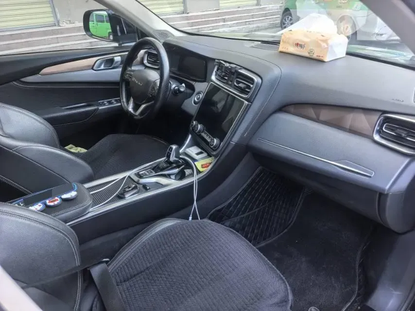 2020 LYNK&CO 01 2.0T 190HP L4 6AT,autocango,china used car exporter,china ev exporter,chinese used car exporter,chinese used ev exporter