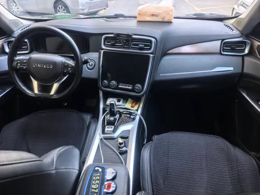 2020 LYNK&CO 01 2.0T 190HP L4 6AT,autocango,china used car exporter,china ev exporter,chinese used car exporter,chinese used ev exporter