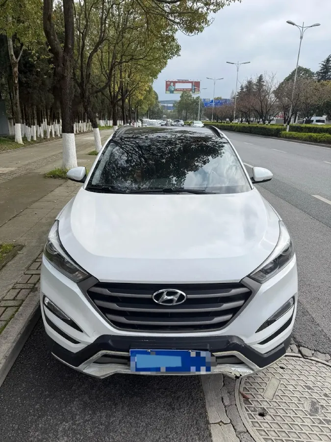 2015 Hyundai Tucson 1.6T 177HP L4 7DCT,autocango,china used car exporter,china ev exporter,chinese used car exporter,chinese used ev exporter
