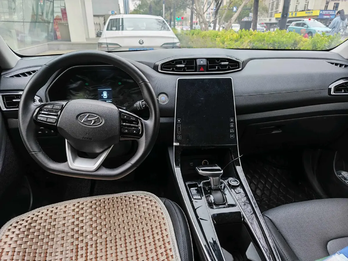 2020 Hyundai ix25 1.5L 115HP L4 CVT,autocango,china used car exporter,china ev exporter,chinese used car exporter,chinese used ev exporter