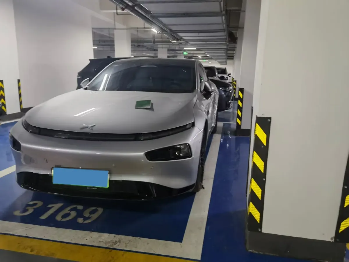 2023 Xpeng P7 BEV 86.2KWH,autocango,china used car exporter,china ev exporter,chinese used car exporter,chinese used ev exporter