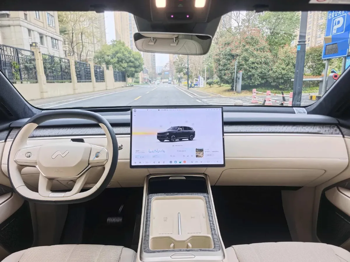 2025 ONVO L90 BEV,autocango,china used car exporter,china ev exporter,chinese used car exporter,chinese used ev exporter