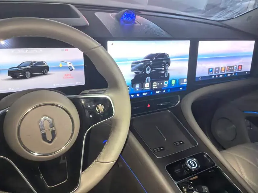 2025 AITO AITO M9 REEV 160HP REEV 52KWH,autocango,china used car exporter,china ev exporter,chinese used car exporter,chinese used ev exporter