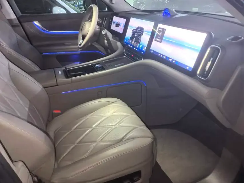 2025 AITO AITO M9 REEV 160HP REEV 52KWH,autocango,china used car exporter,china ev exporter,chinese used car exporter,chinese used ev exporter