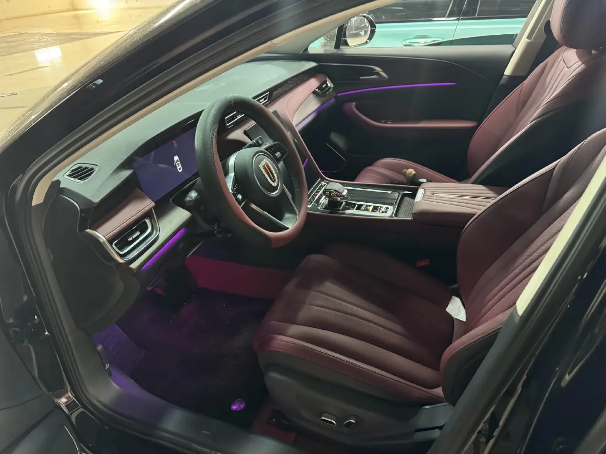 2025 HongQi H5 1.5T 169HP L4 1DHT Hybrid,autocango,china used car exporter,china ev exporter,chinese used car exporter,chinese used ev exporter