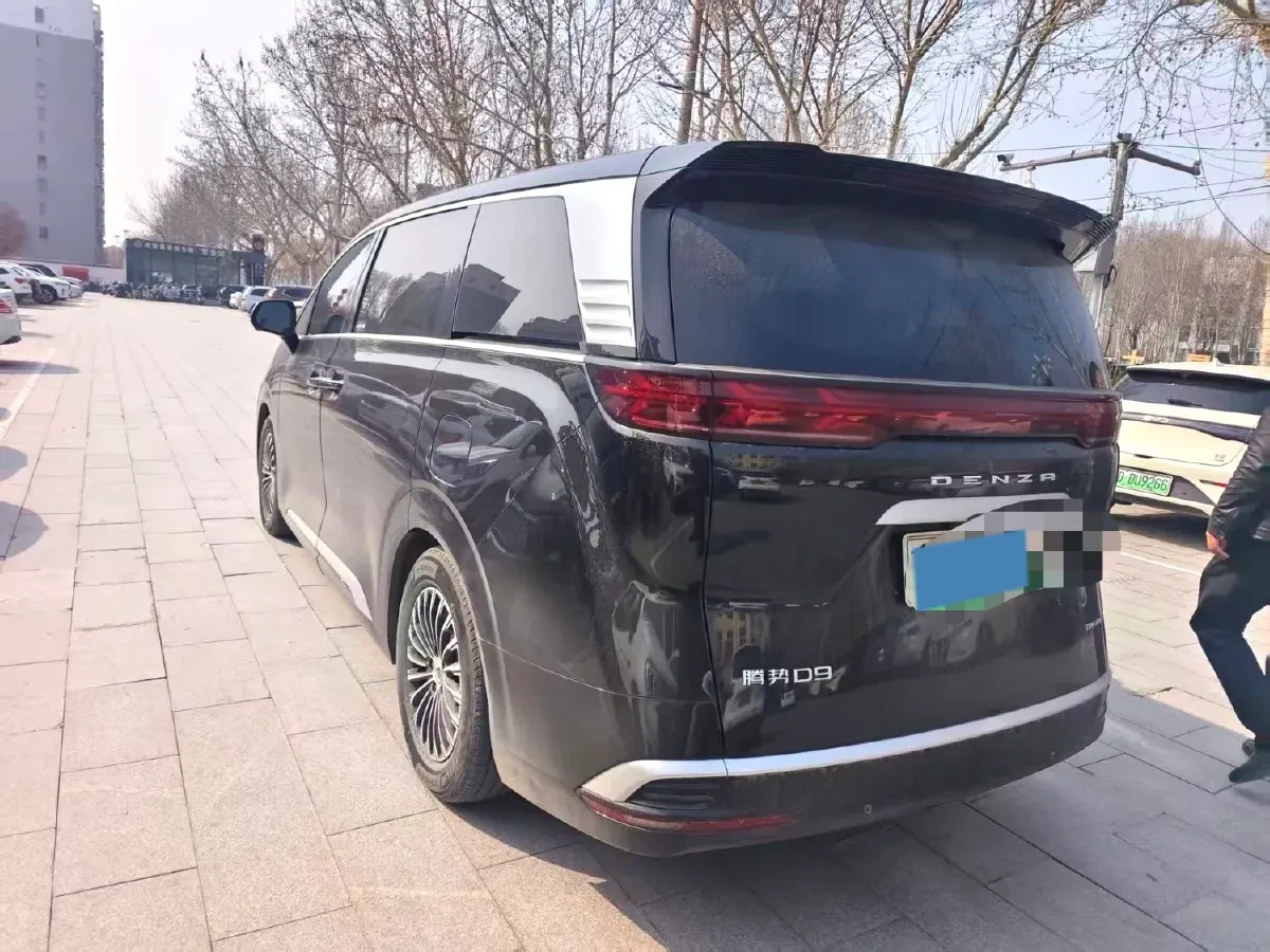 2024 Denza D9 1.5T 139HP L4 E-CVT PHEV 40KWH,autocango,china used car exporter,china ev exporter,chinese used car exporter,chinese used ev exporter