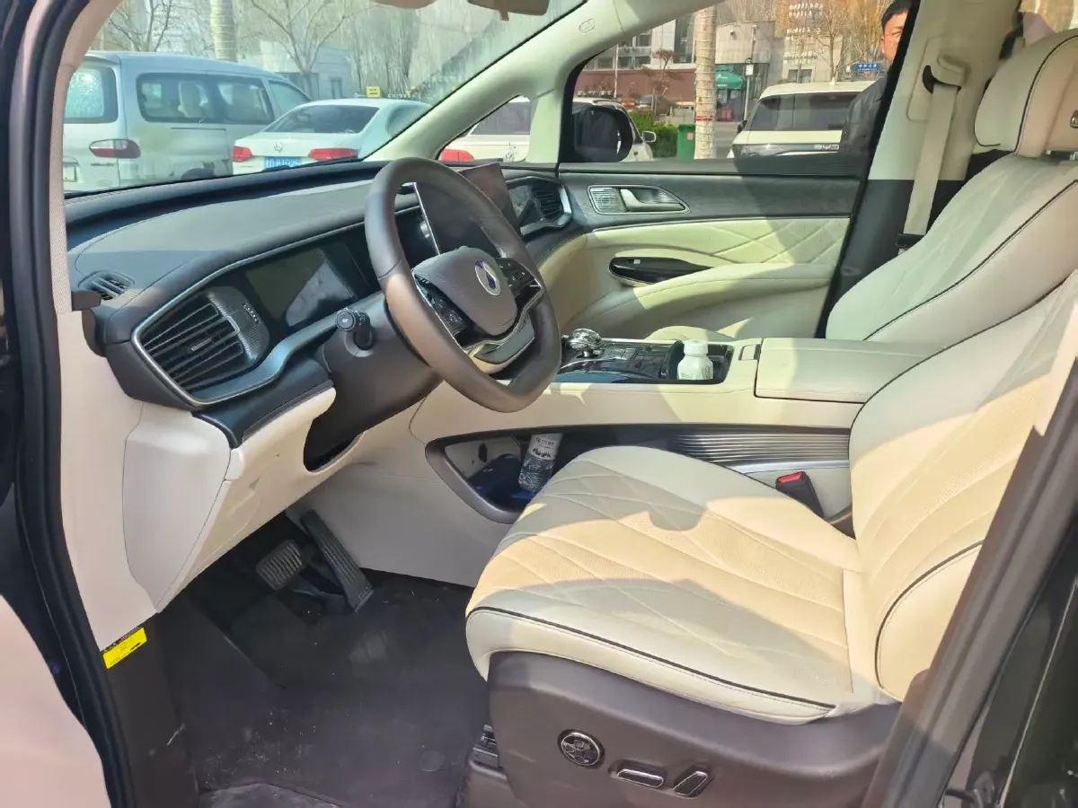 2024 Denza D9 1.5T 139HP L4 E-CVT PHEV 40KWH,autocango,china used car exporter,china ev exporter,chinese used car exporter,chinese used ev exporter