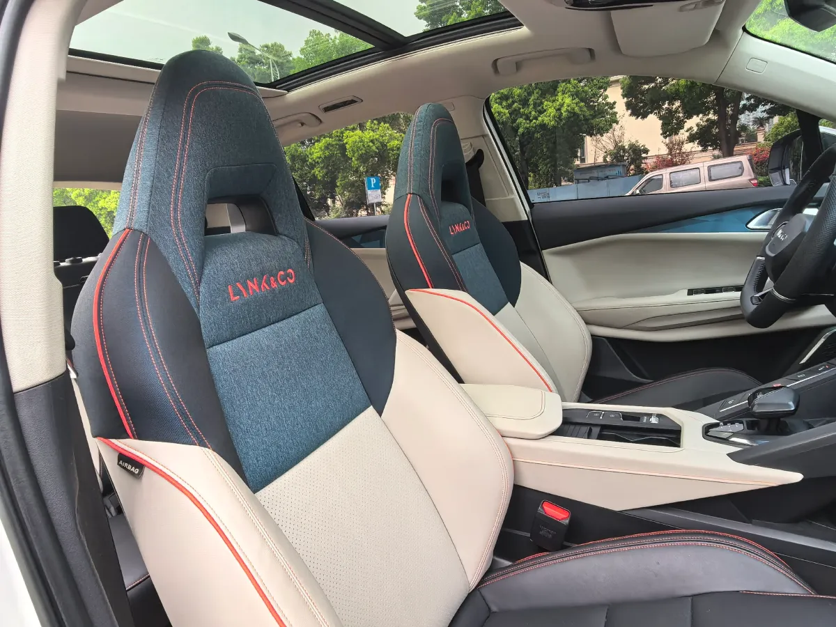 2020 LYNK&CO 06 1.5T 177HP L3 7DCT,autocango,china used car exporter,china ev exporter,chinese used car exporter,chinese used ev exporter