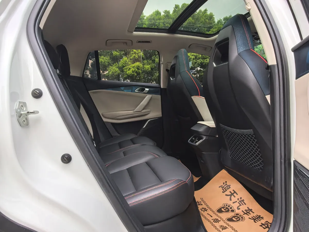 2020 LYNK&CO 06 1.5T 177HP L3 7DCT,autocango,china used car exporter,china ev exporter,chinese used car exporter,chinese used ev exporter