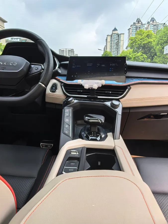 2020 LYNK&CO 06 1.5T 177HP L3 7DCT,autocango,china used car exporter,china ev exporter,chinese used car exporter,chinese used ev exporter