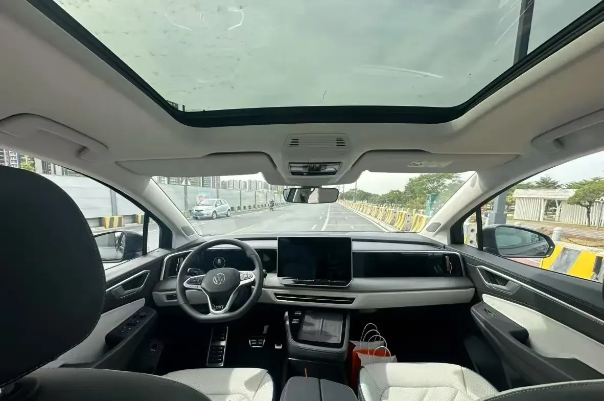 2026 Volkswagen Talagon 2.0T 272HP L4 7DCT,autocango,china used car exporter,china ev exporter,chinese used car exporter,chinese used ev exporter