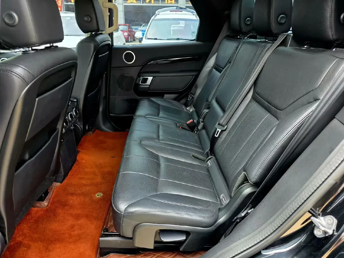 2020 Land Rover Discovery 3.0T 340HP V6 8AT,autocango,china used car exporter,china ev exporter,chinese used car exporter,chinese used ev exporter