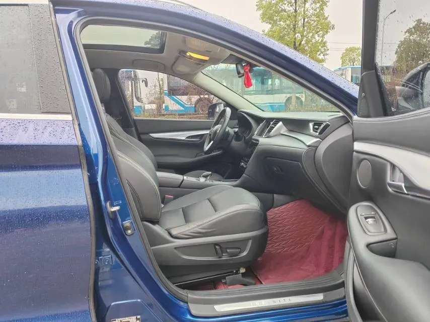 2020 Infiniti QX50 2.0T 272HP L4 CVT,autocango,china used car exporter,china ev exporter,chinese used car exporter,chinese used ev exporter