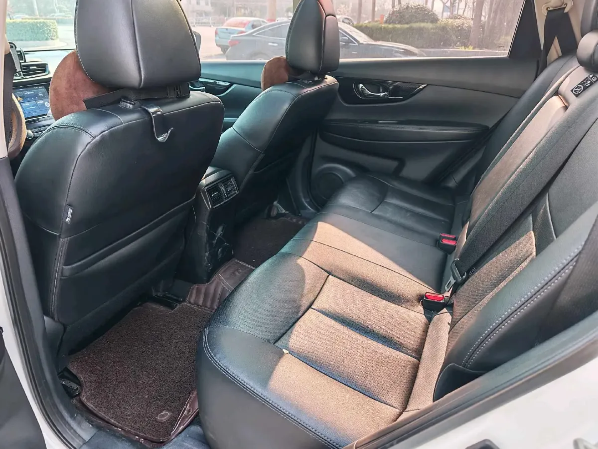 2020 Nissan X-Trail 2.5L 186HP L4 CVT,autocango,china used car exporter,china ev exporter,chinese used car exporter,chinese used ev exporter