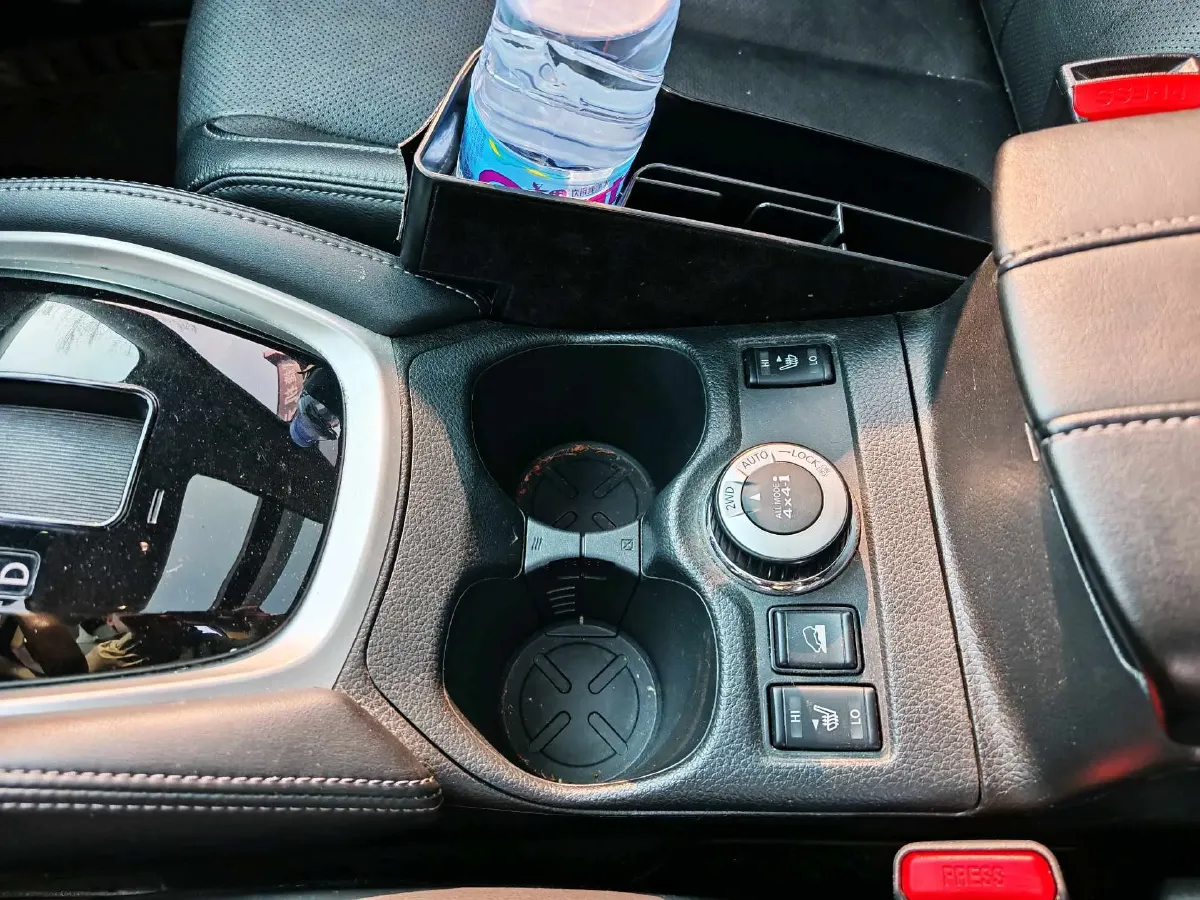 2020 Nissan X-Trail 2.5L 186HP L4 CVT,autocango,china used car exporter,china ev exporter,chinese used car exporter,chinese used ev exporter