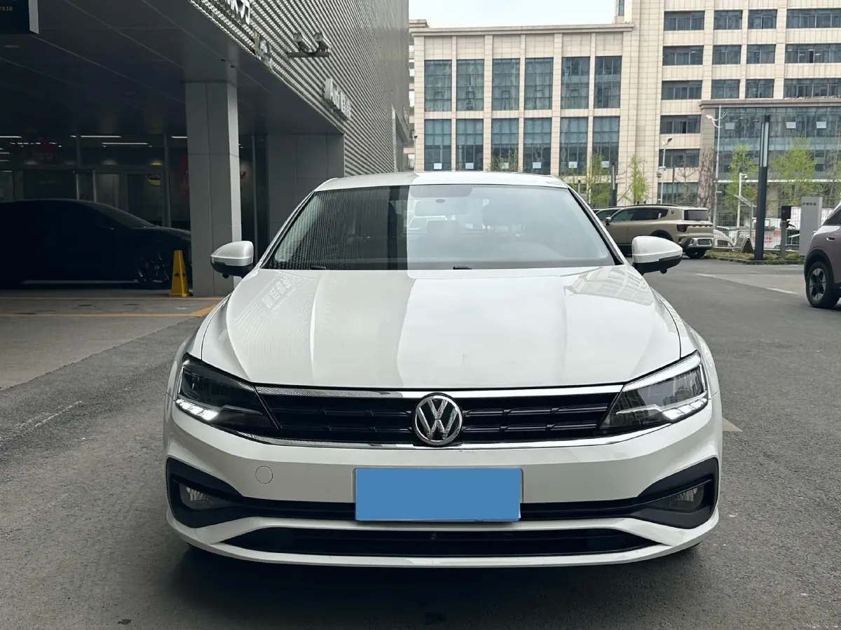 2019 Volkswagen T-Cross 1.4T 150HP L4 7DCT,autocango,china used car exporter,china ev exporter,chinese used car exporter,chinese used ev exporter
