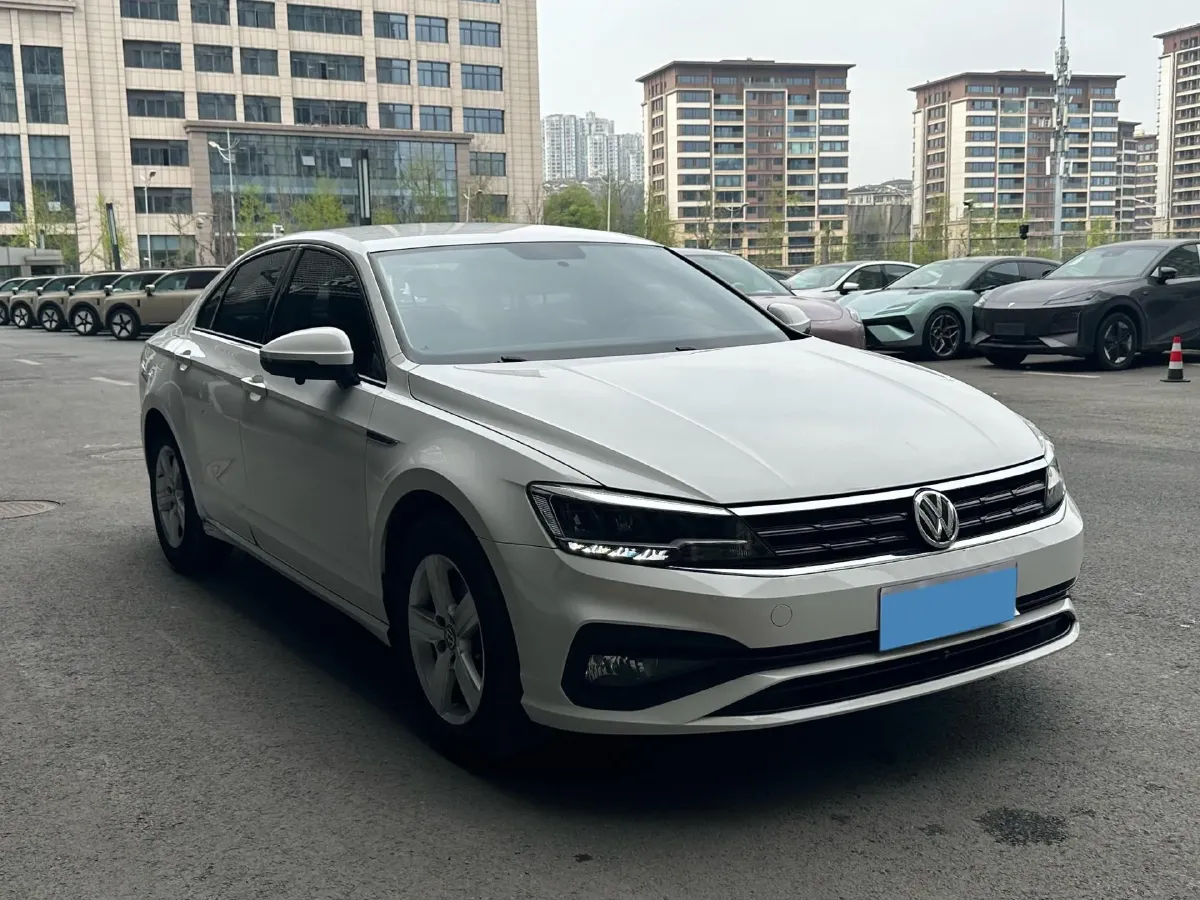 2019 Volkswagen T-Cross 1.4T 150HP L4 7DCT,autocango,china used car exporter,china ev exporter,chinese used car exporter,chinese used ev exporter