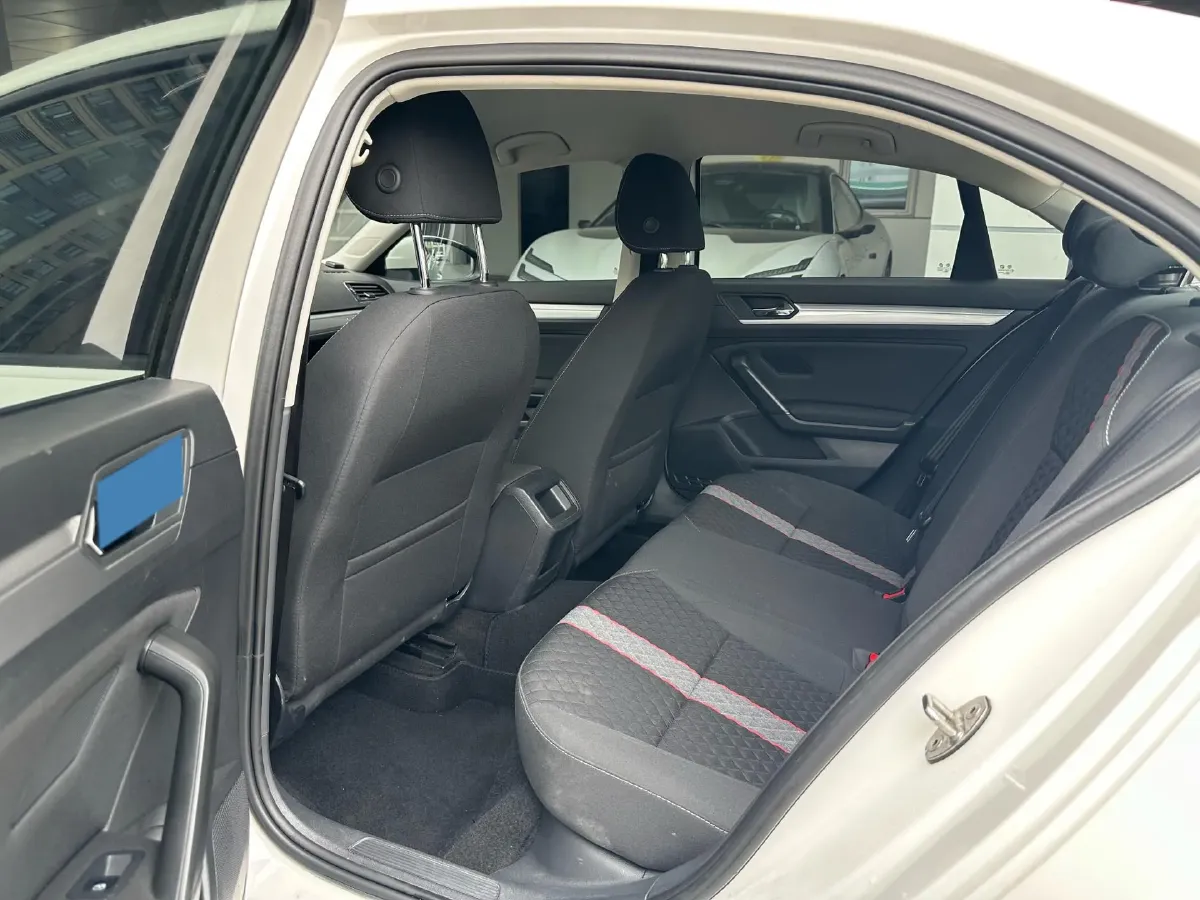 2019 Volkswagen T-Cross 1.4T 150HP L4 7DCT,autocango,china used car exporter,china ev exporter,chinese used car exporter,chinese used ev exporter