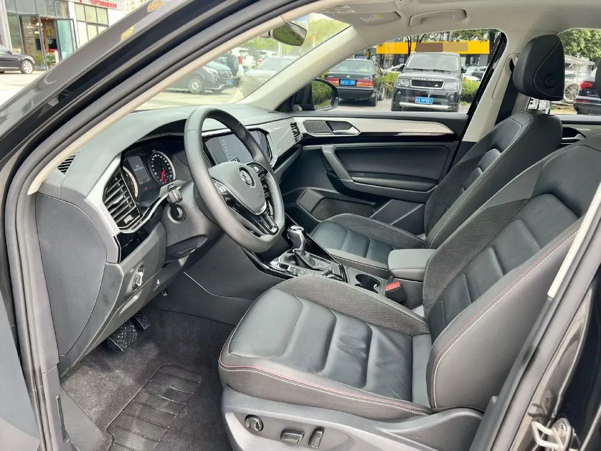 2020 Volkswagen Tayron 2.0T 186HP L4 7DCT,autocango,china used car exporter,china ev exporter,chinese used car exporter,chinese used ev exporter