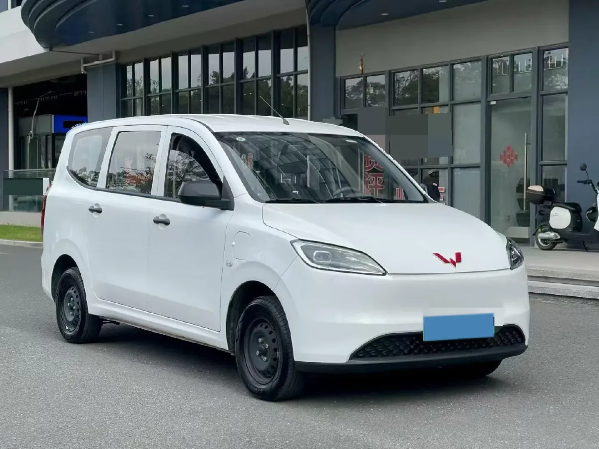 2024 WuLing HongGuang New Energy BEV 32.6KWH,autocango,china used car exporter,china ev exporter,chinese used car exporter,chinese used ev exporter
