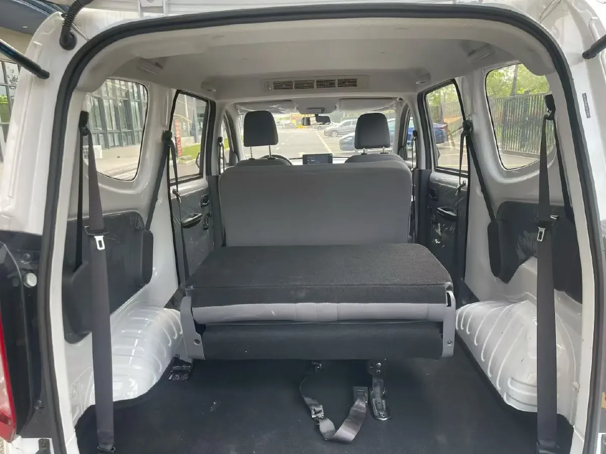 2024 WuLing HongGuang New Energy BEV 32.6KWH,autocango,china used car exporter,china ev exporter,chinese used car exporter,chinese used ev exporter