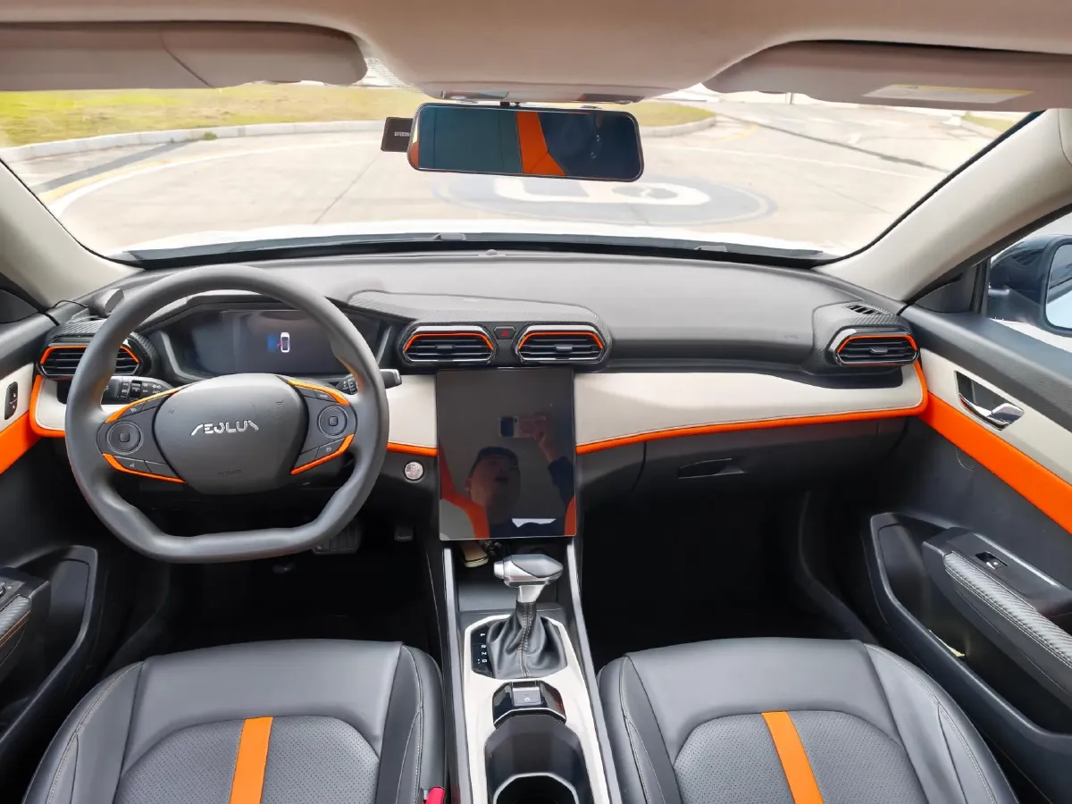 2023 DongFeng Aeolus YiXuan 1.5L 125HP L4 6DCT,autocango,china used car exporter,china ev exporter,chinese used car exporter,chinese used ev exporter