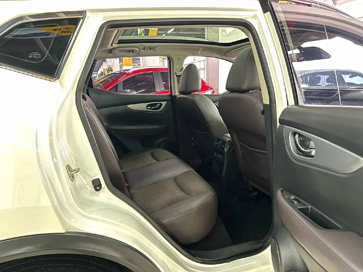 2022 Nissan Qashqai 2.0L 151HP L4 CVT,autocango,china used car exporter,china ev exporter,chinese used car exporter,chinese used ev exporter