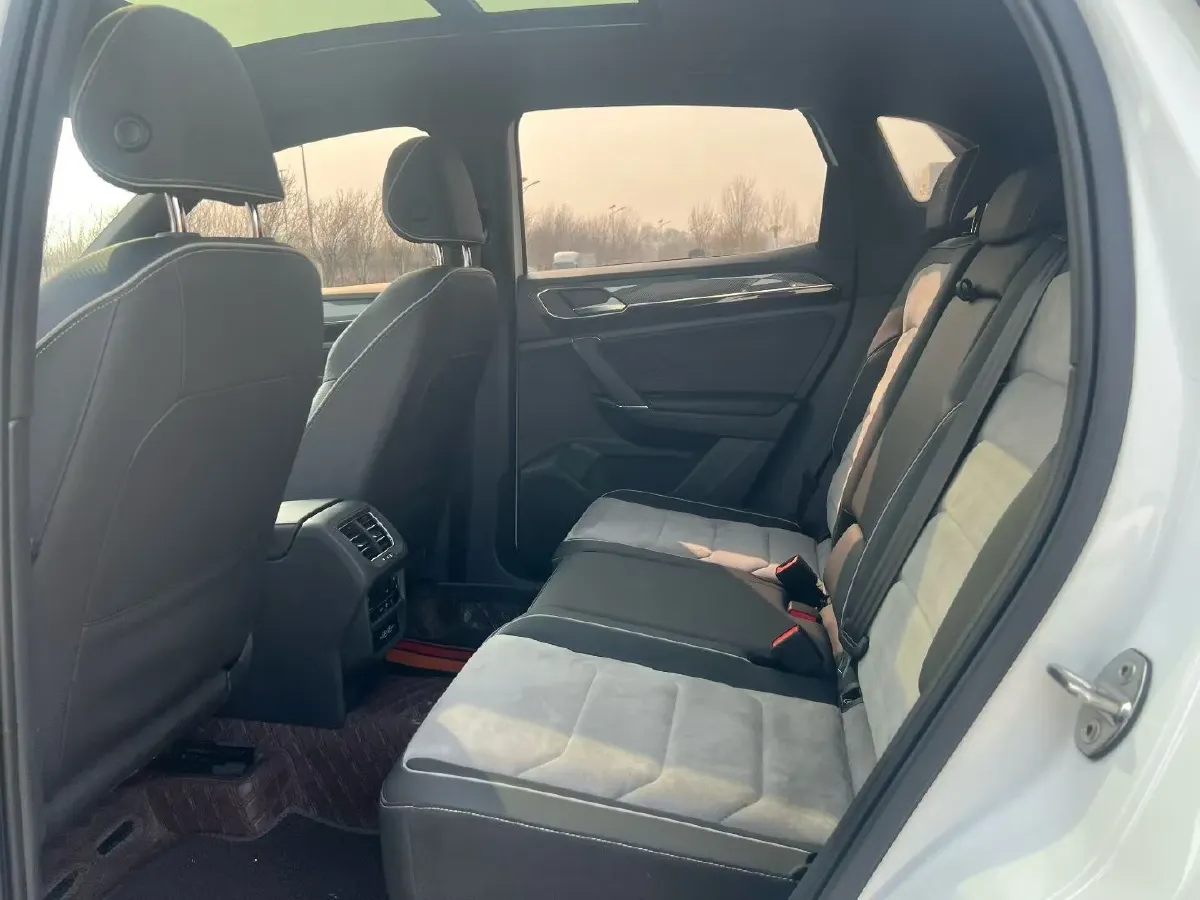 2020 Volkswagen Tayron X 2.0T 220HP L4 7DCT,autocango,china used car exporter,china ev exporter,chinese used car exporter,chinese used ev exporter