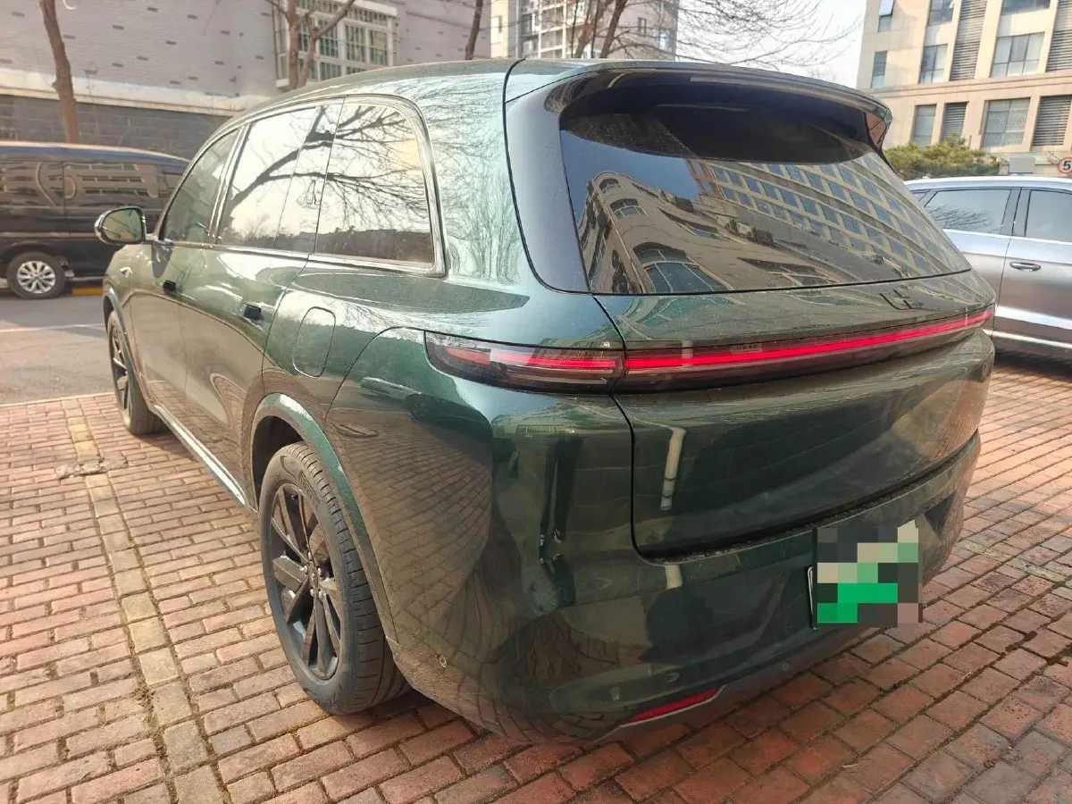 2023 Li L8 Range Extended 154HP REEV 40.9KWH,autocango,china used car exporter,china ev exporter,chinese used car exporter,chinese used ev exporter