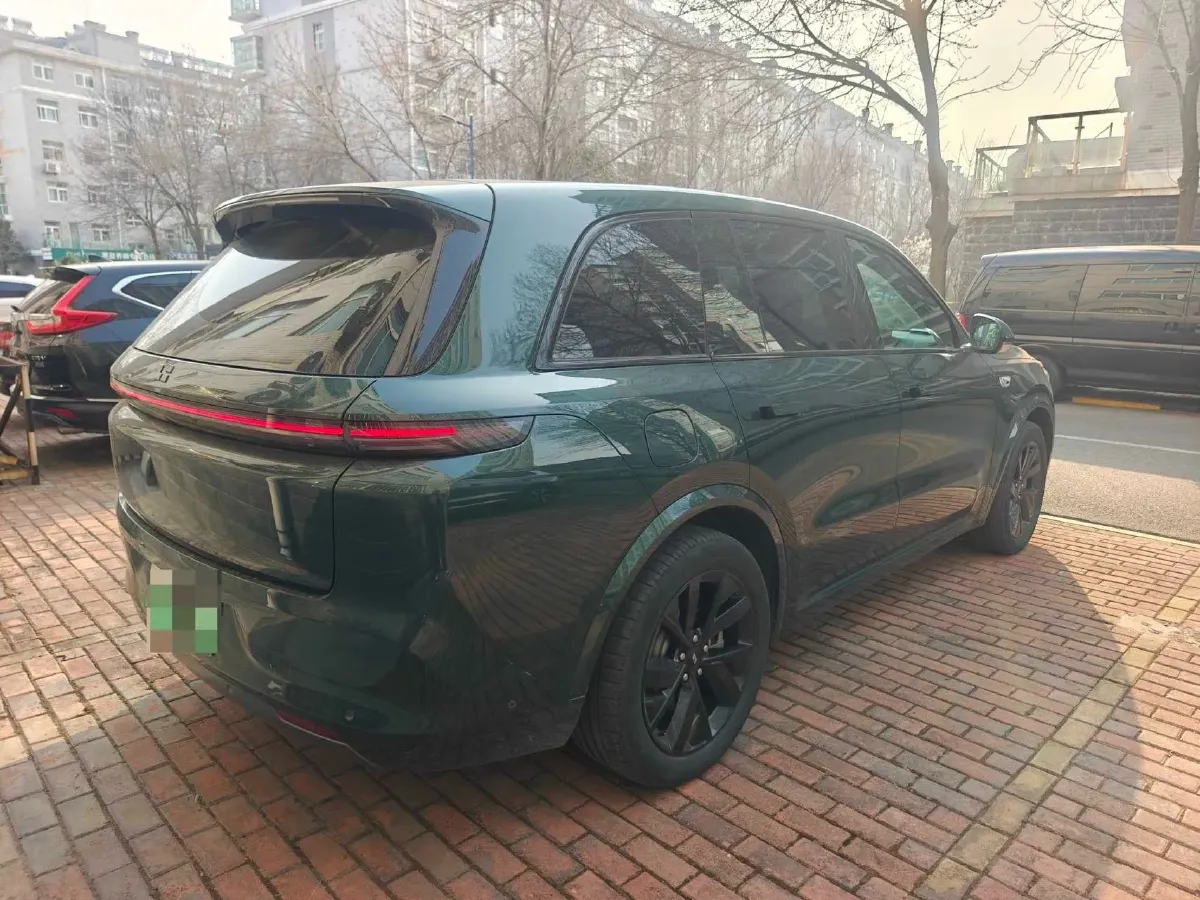 2023 Li L8 Range Extended 154HP REEV 40.9KWH,autocango,china used car exporter,china ev exporter,chinese used car exporter,chinese used ev exporter