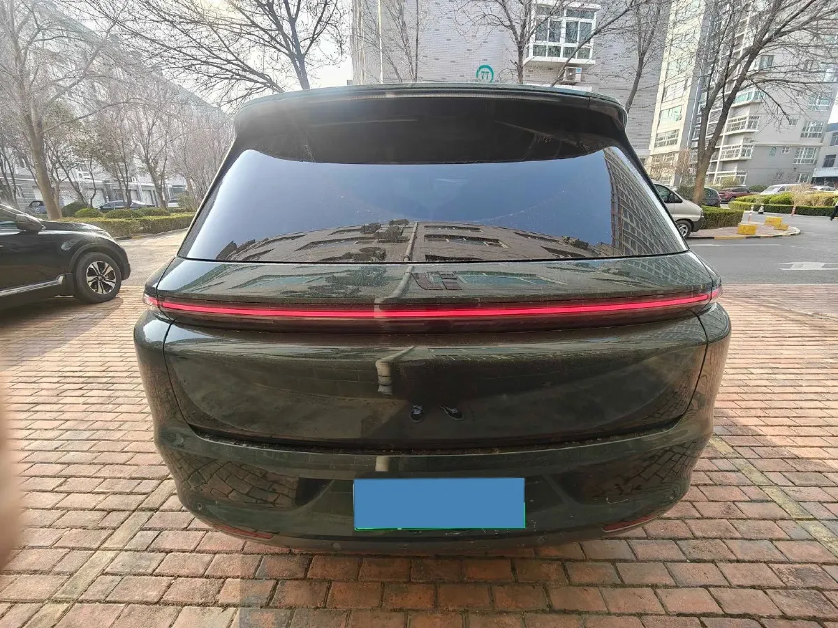 2023 Li L8 Range Extended 154HP REEV 40.9KWH,autocango,china used car exporter,china ev exporter,chinese used car exporter,chinese used ev exporter