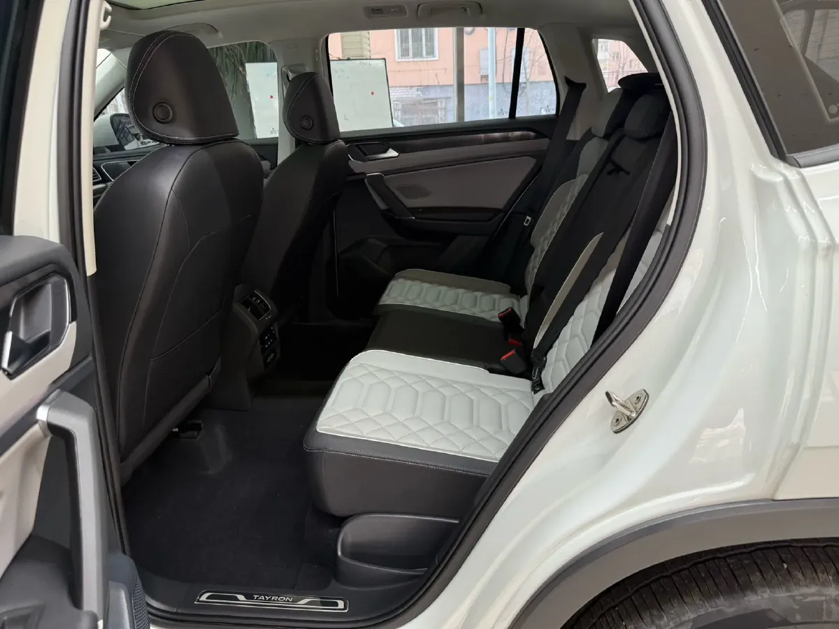 2023 Volkswagen Tayron 1.4T 150HP L4 7DCT,autocango,china used car exporter,china ev exporter,chinese used car exporter,chinese used ev exporter