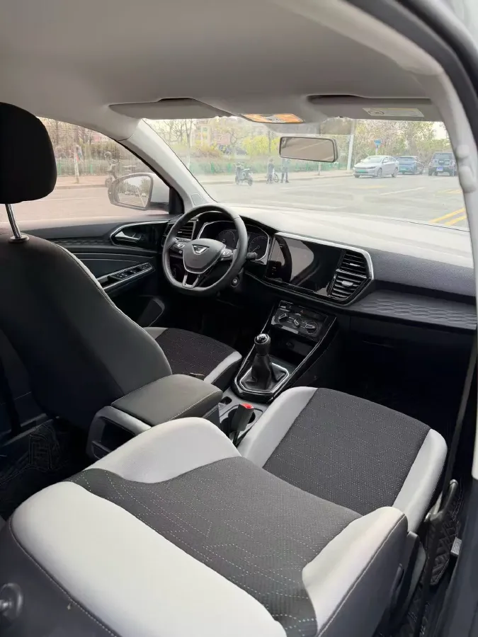 2022 Jetta VS5 1.4T 150HP L4 5MT,autocango,china used car exporter,china ev exporter,chinese used car exporter,chinese used ev exporter