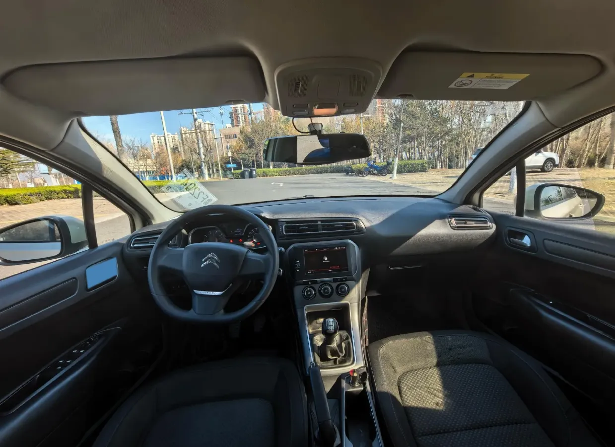 2018 Citroen C4 C-Quatre 1.6L 117HP L4 5MT,autocango,china used car exporter,china ev exporter,chinese used car exporter,chinese used ev exporter