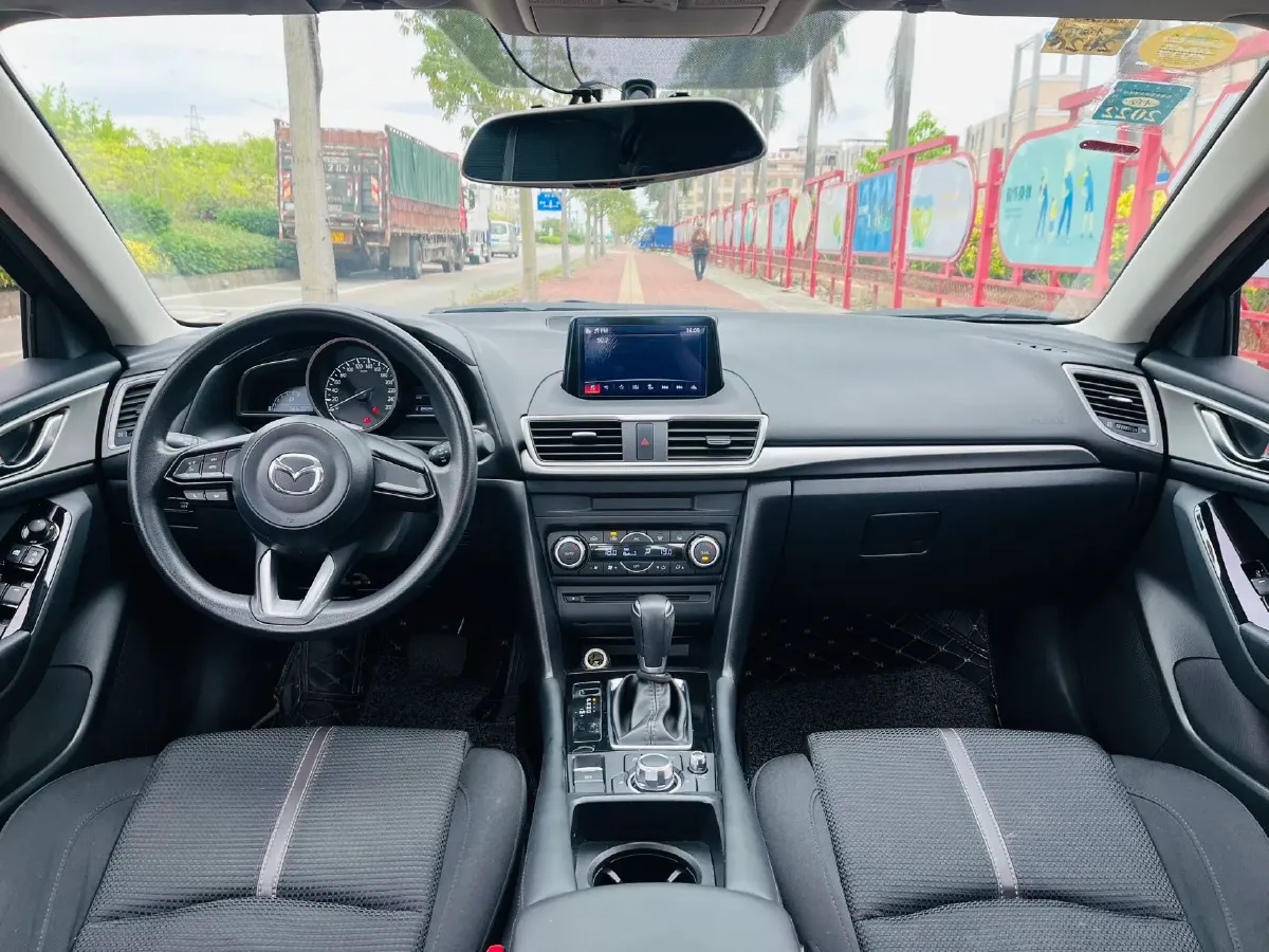 2017 Mazda 3 Axela 1.5L 117HP L4 6AT,autocango,china used car exporter,china ev exporter,chinese used car exporter,chinese used ev exporter