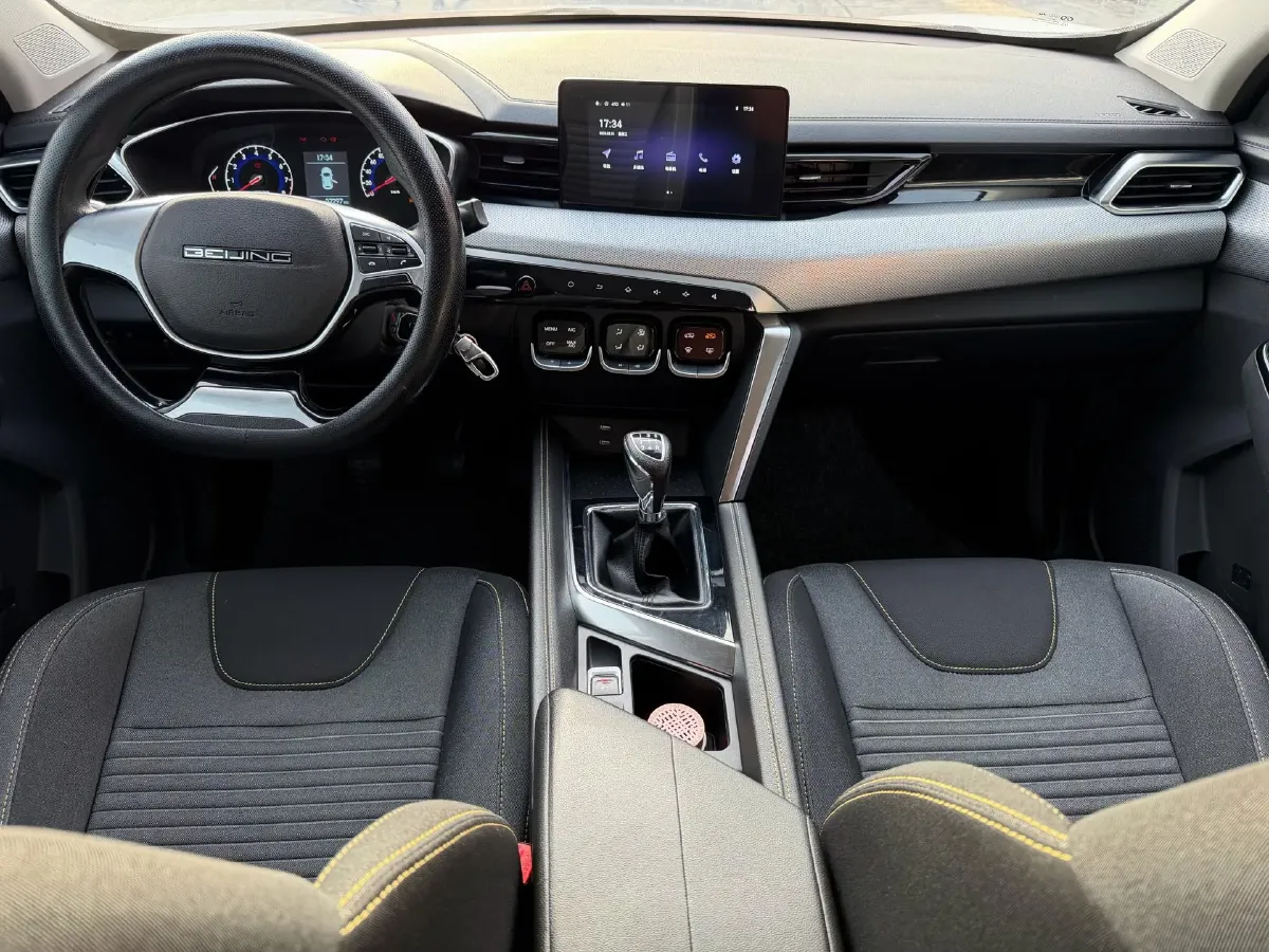 2019 BeiJing Auto X3 1.5L 116HP L4 4AT,autocango,china used car exporter,china ev exporter,chinese used car exporter,chinese used ev exporter