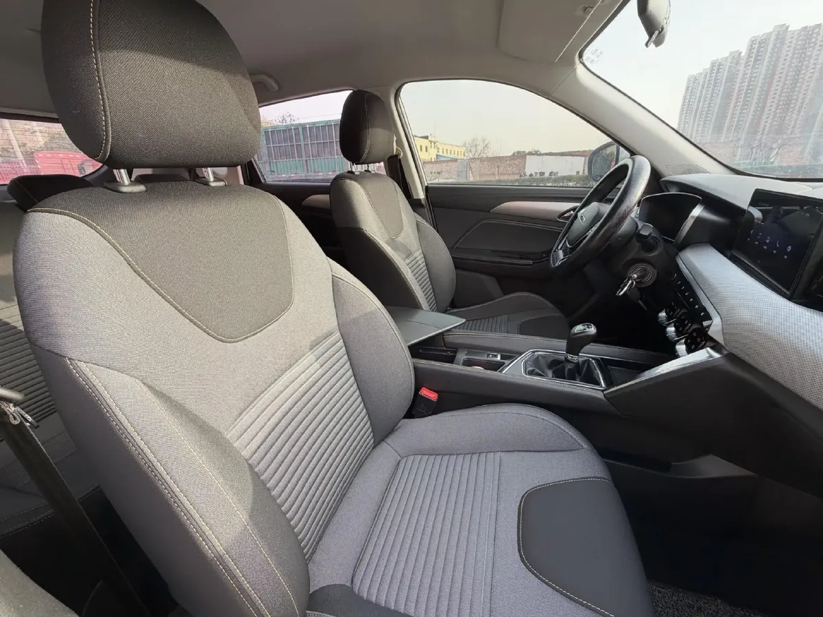 2019 BeiJing Auto X3 1.5L 116HP L4 4AT,autocango,china used car exporter,china ev exporter,chinese used car exporter,chinese used ev exporter