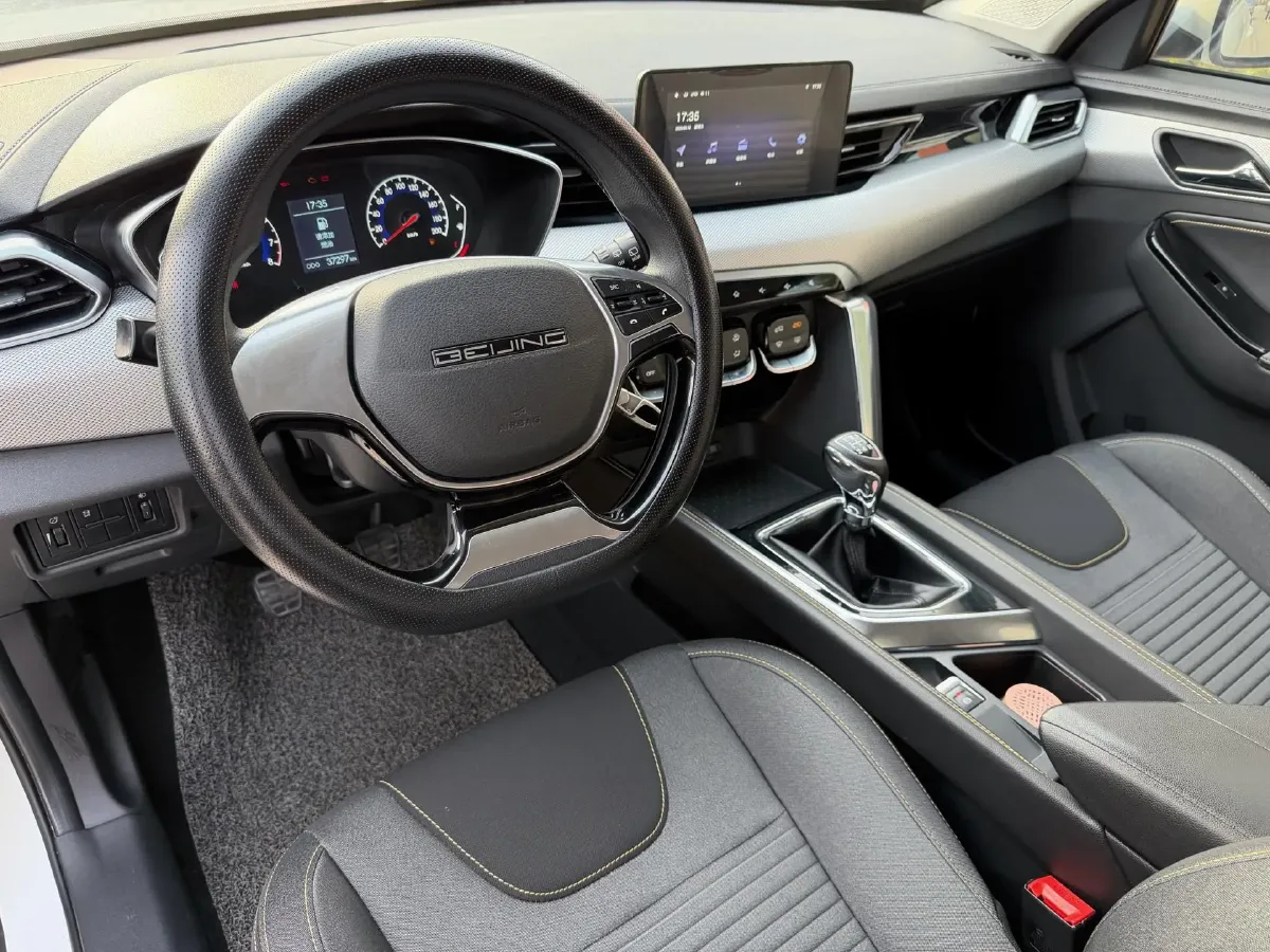 2019 BeiJing Auto X3 1.5L 116HP L4 4AT,autocango,china used car exporter,china ev exporter,chinese used car exporter,chinese used ev exporter