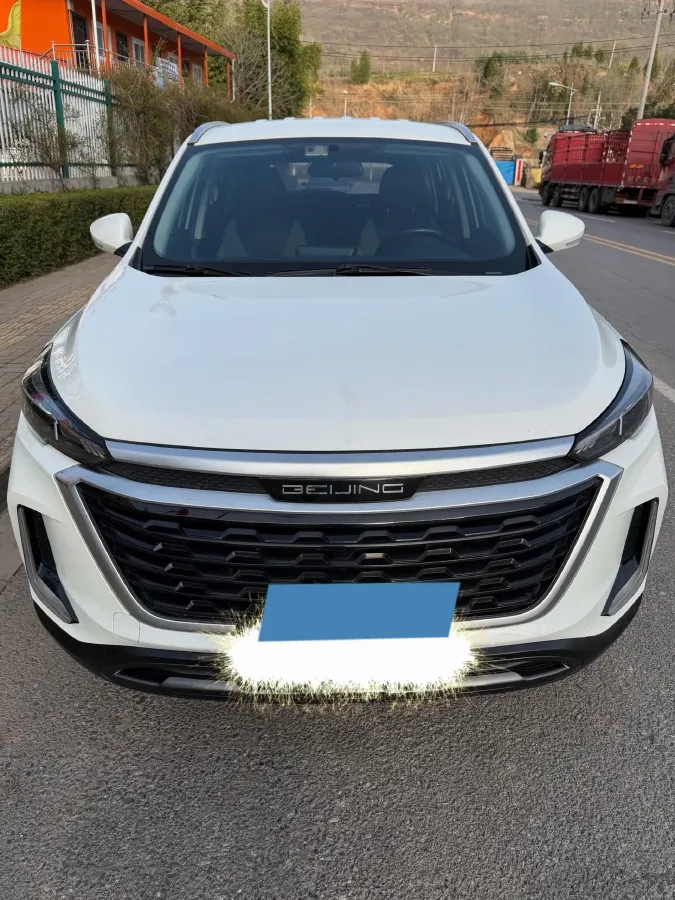 2019 BeiJing Auto X3 1.5L 116HP L4 4AT,autocango,china used car exporter,china ev exporter,chinese used car exporter,chinese used ev exporter