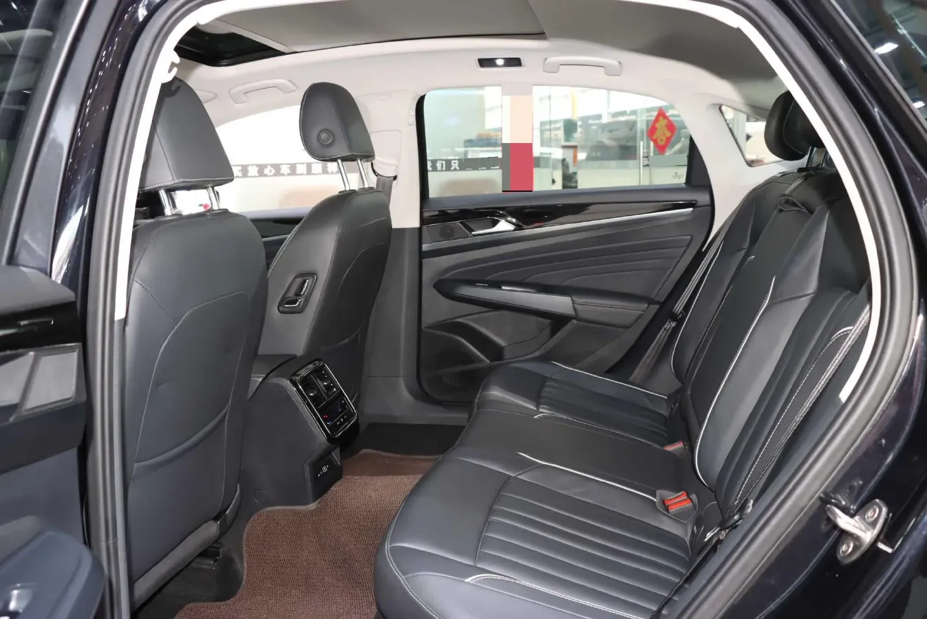 2023 Volkswagen Passat 2.0T 186HP L4 7DCT,autocango,china used car exporter,china ev exporter,chinese used car exporter,chinese used ev exporter