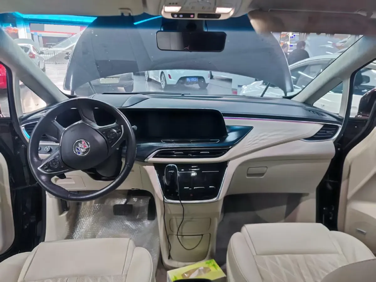 2022 Buick GL8 2.0T 237HP L4 9AT,autocango,china used car exporter,china ev exporter,chinese used car exporter,chinese used ev exporter
