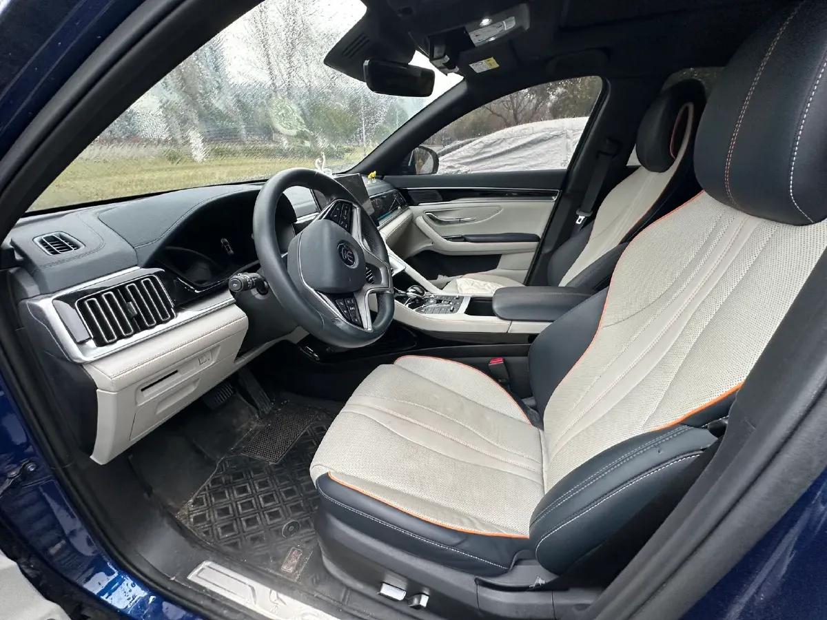 2021 Geely JiaJi 1.5T 177HP L3 7DCT PHEV 11.3KWH,autocango,china used car exporter,china ev exporter,chinese used car exporter,chinese used ev exporter