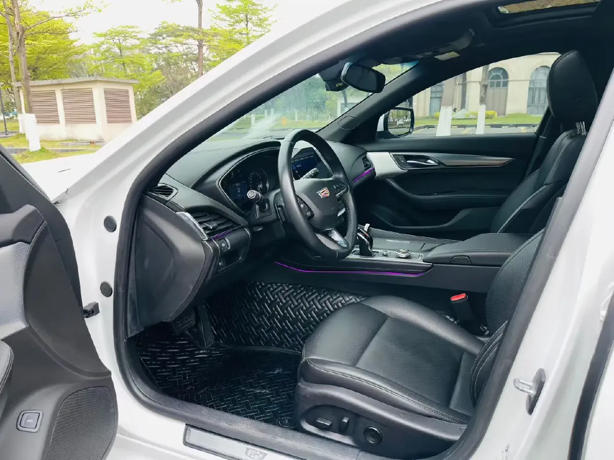 2021 Cadillac CT5 2.0T 237HP L4 10AT,autocango,china used car exporter,china ev exporter,chinese used car exporter,chinese used ev exporter