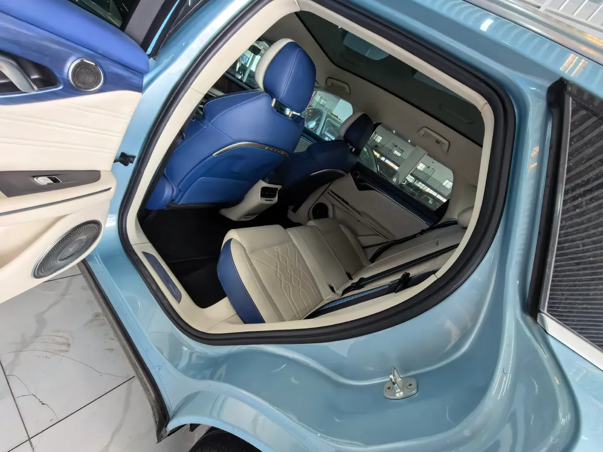 2021 Voyah FREE Range Extended 109HP REEV 33KWH,autocango,china used car exporter,china ev exporter,chinese used car exporter,chinese used ev exporter