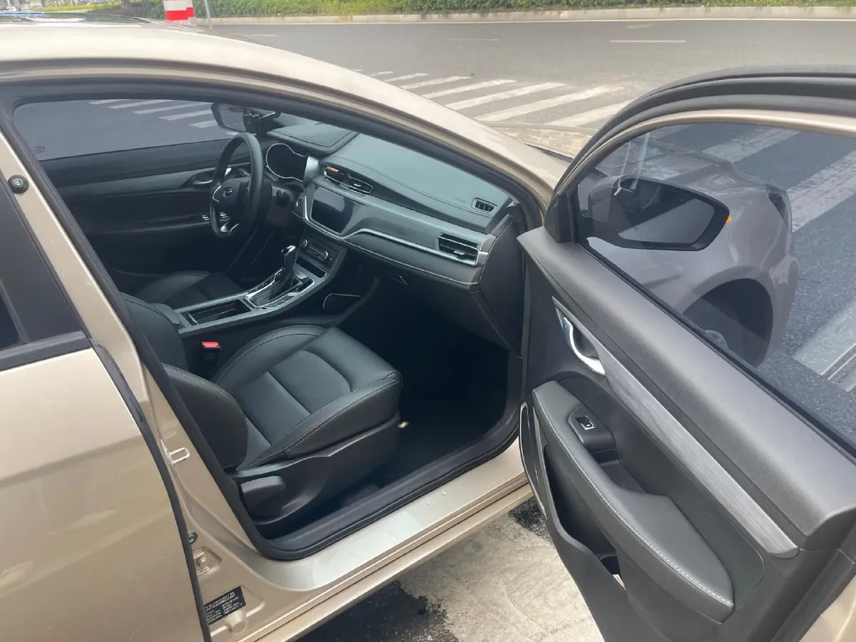 2021 Geely Emgrand 1.5L 109HP L4 CVT,autocango,china used car exporter,china ev exporter,chinese used car exporter,chinese used ev exporter